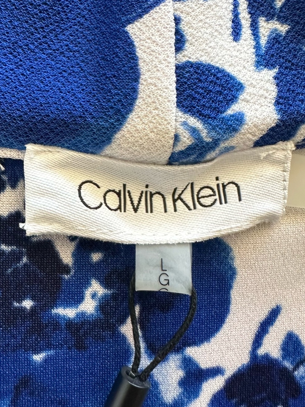 Calvin Klein Blue and White Floral Sleeveless Blouse Size L NWT - Picture 4 of 12
